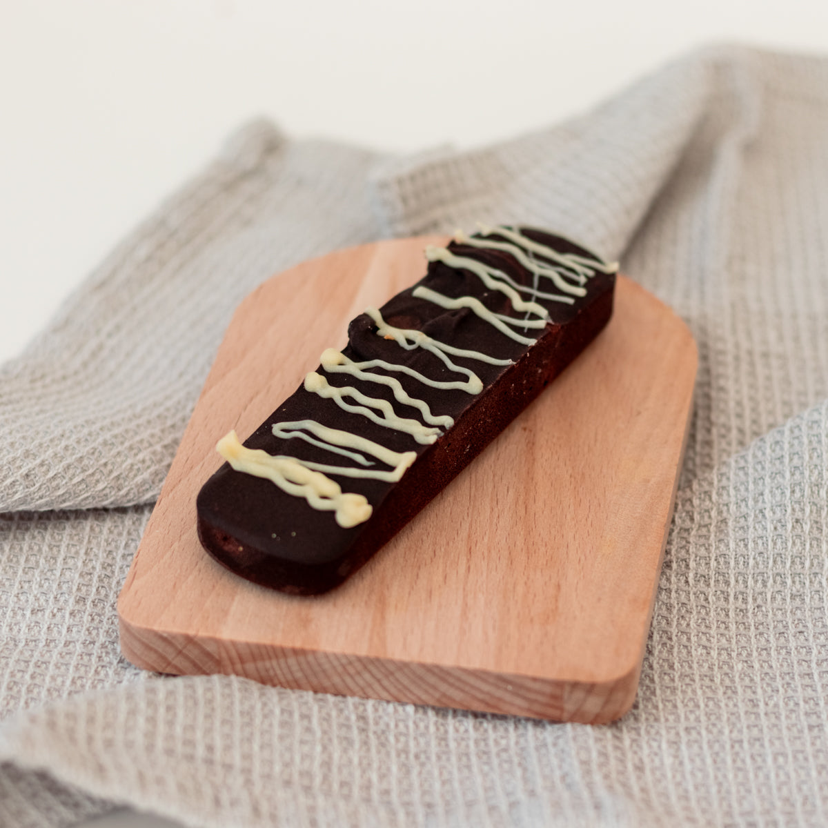 VEGAN Fruit & Nut Fudge